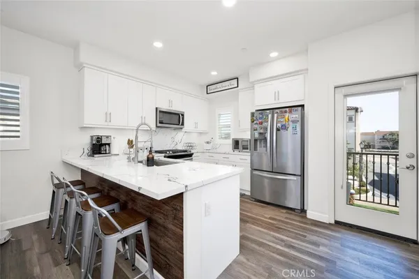 $4,000 | 3315 West Rovigo Drive, Anaheim, CA 92801