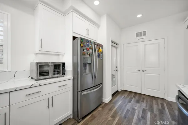 $4,000 | 3315 West Rovigo Drive, Anaheim, CA 92801