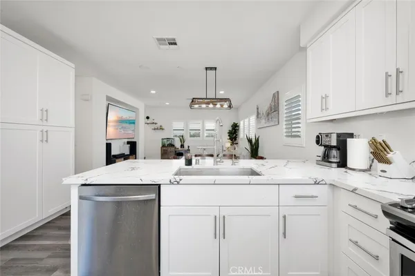 $4,000 | 3315 West Rovigo Drive, Anaheim, CA 92801