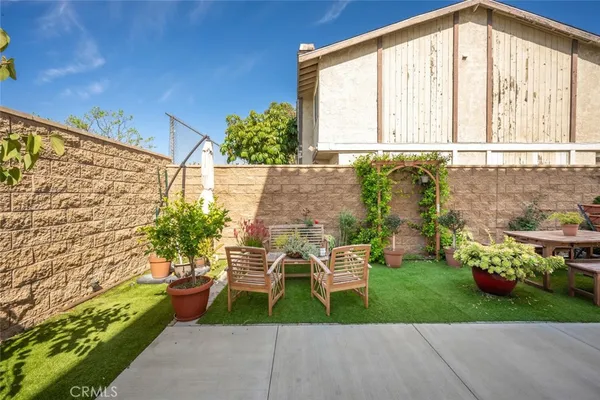 $4,000 | 3315 West Rovigo Drive, Anaheim, CA 92801
