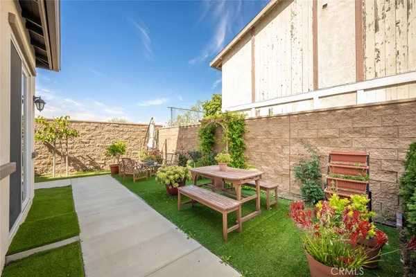 $4,000 | 3315 West Rovigo Drive, Anaheim, CA 92801