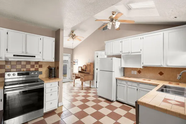 $375,000 | 417 Dennis Avenue, Moncks Corner, SC 29461