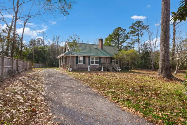$375,000 | 417 Dennis Avenue, Moncks Corner, SC 29461