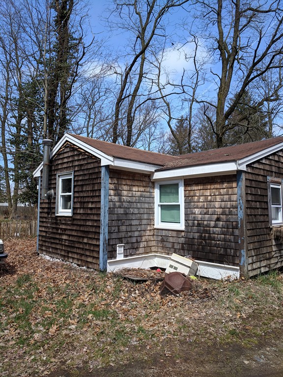 107 Spring Street Rockland, MA 02370 - Photo 2 of 6