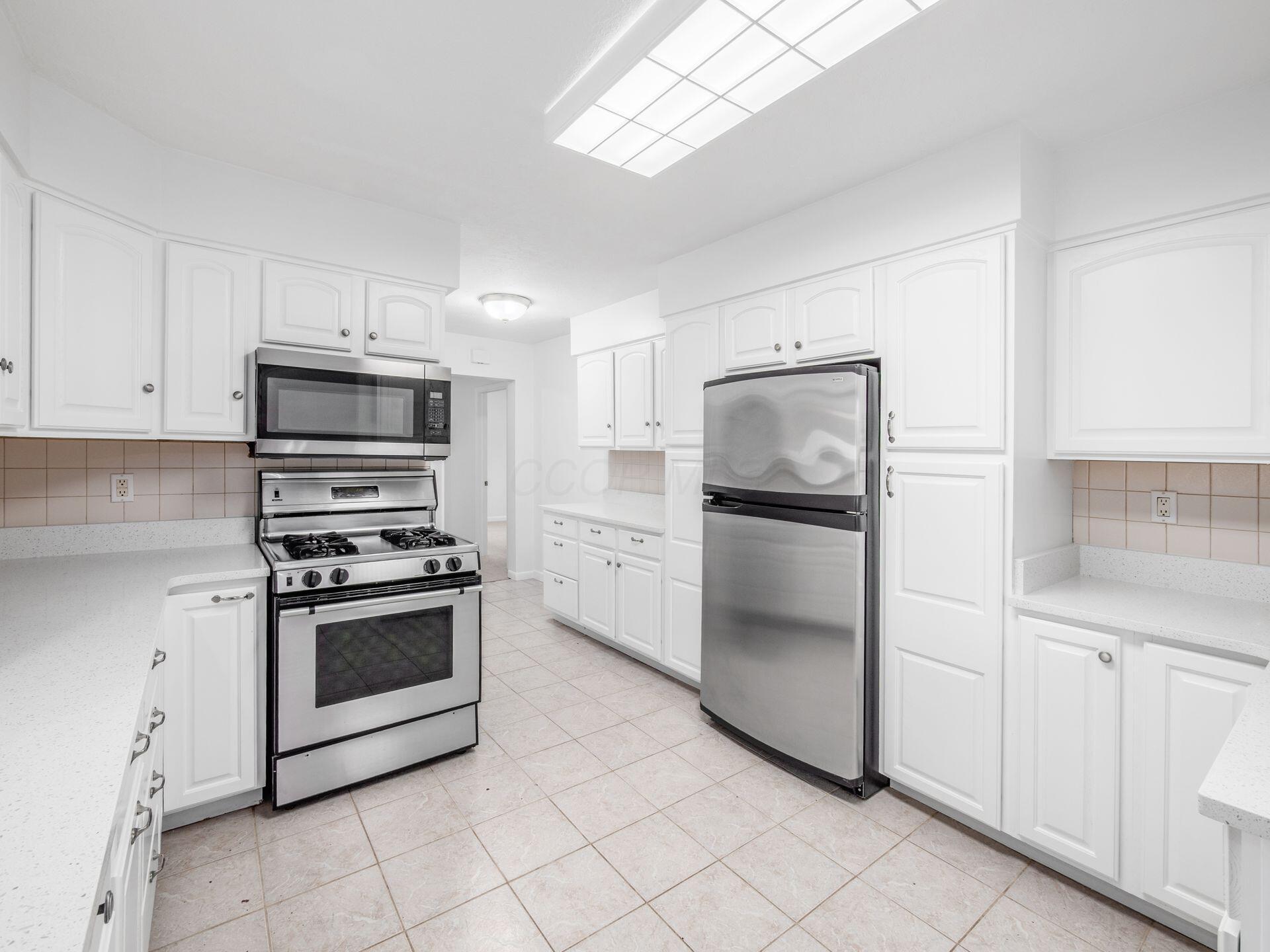 12917 Jerome Road Plain City, OH 43064 - Photo 18 of 69 Kitchen