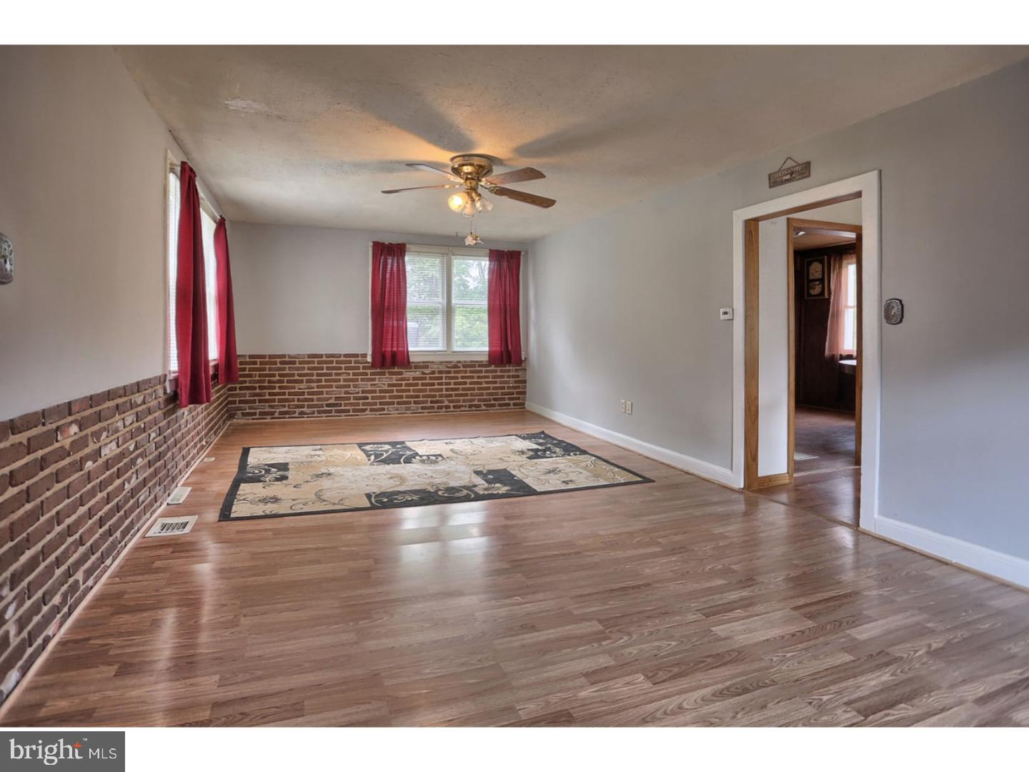 3840 Morgantown Road Mohnton, PA 19540 - Photo 5 of 17 Gallery Image 5