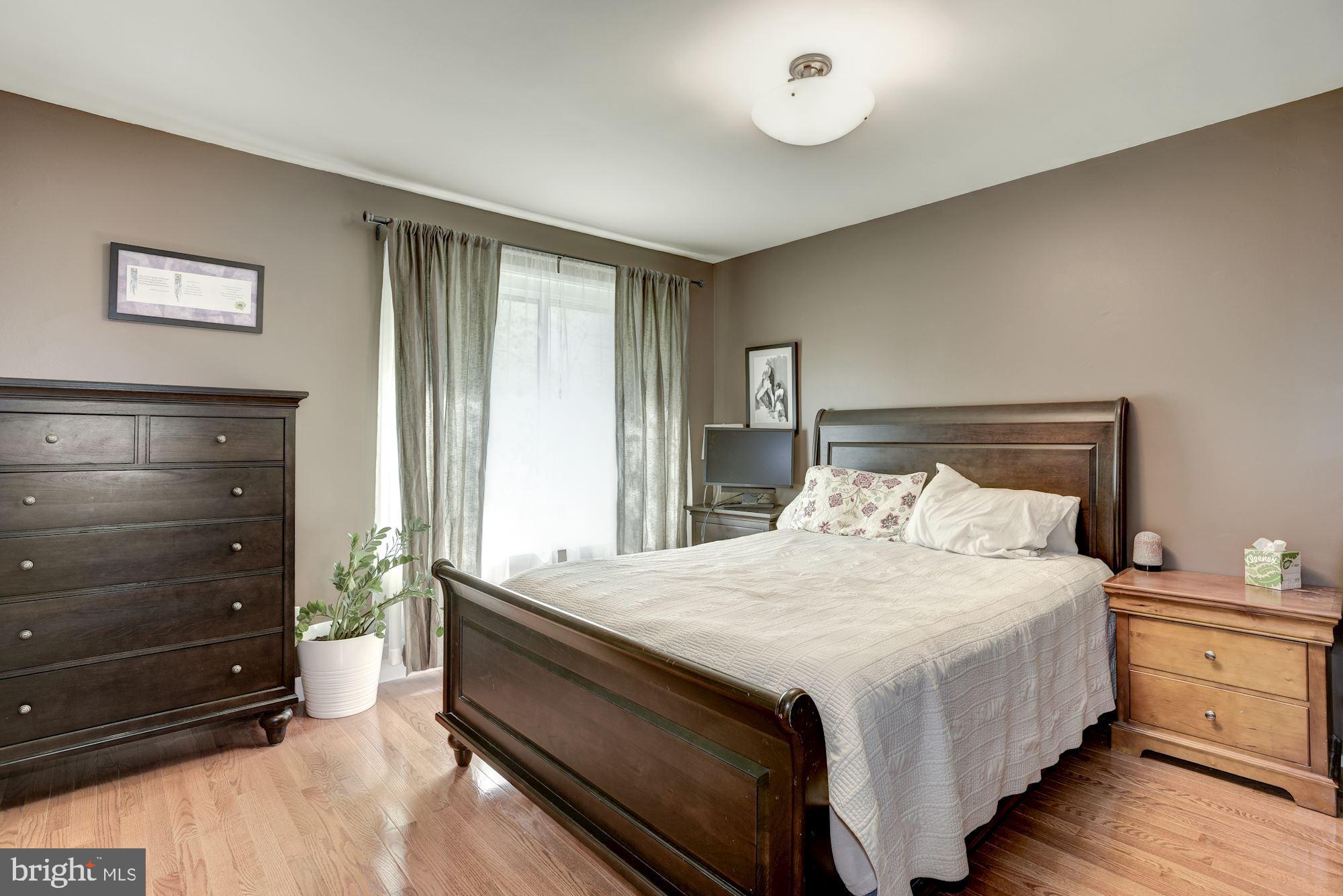 2220 Cartwright Place Reston, VA 20191 - Photo 14 of 39 Master Bedroom