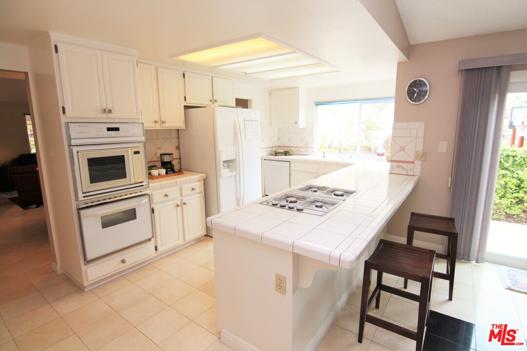 2040 Rio Bonito Drive Rowland Heights, CA 91748 - Photo 6 of 23