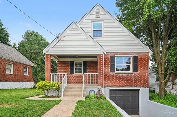 $249,900 | 3722 Neiheisel Avenue, Cincinnati, OH 45248