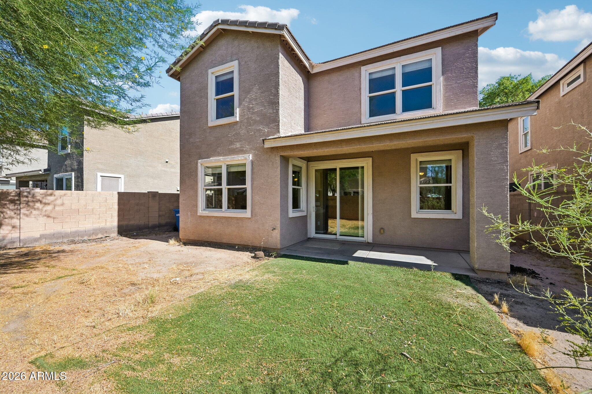 2330 East Pecan Road Phoenix, AZ 85040 - Photo 24 of 30 Back of house