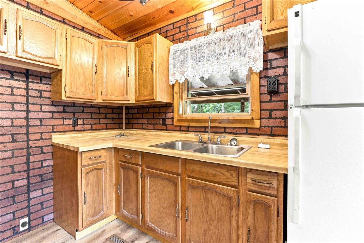 1312 County Rd F Adams, WI 53910 - Photo 10 of 60