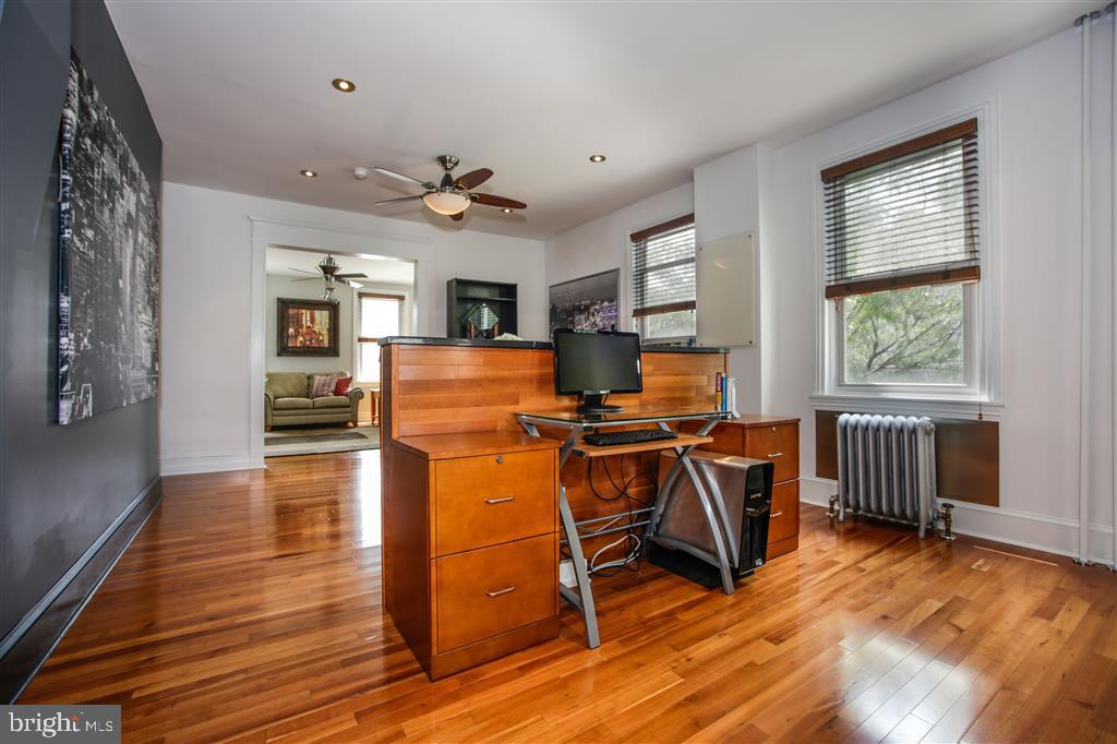 1840 South 10th Street Philadelphia, PA 19148 - Photo 19 of 30