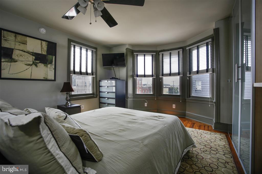 1840 South 10th Street Philadelphia, PA 19148 - Photo 22 of 30