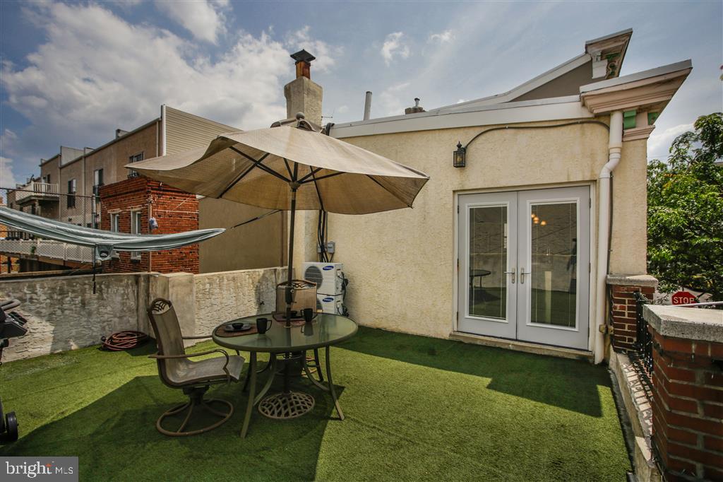 1840 South 10th Street Philadelphia, PA 19148 - Photo 23 of 30