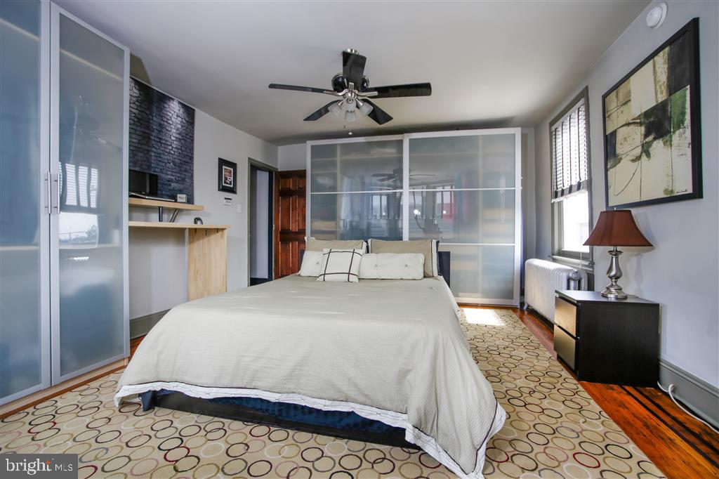 1840 South 10th Street Philadelphia, PA 19148 - Photo 5 of 30