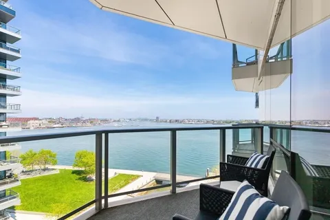 $3,595,000 | 50 Liberty Drive, Unit 7L, Boston, MA 02210