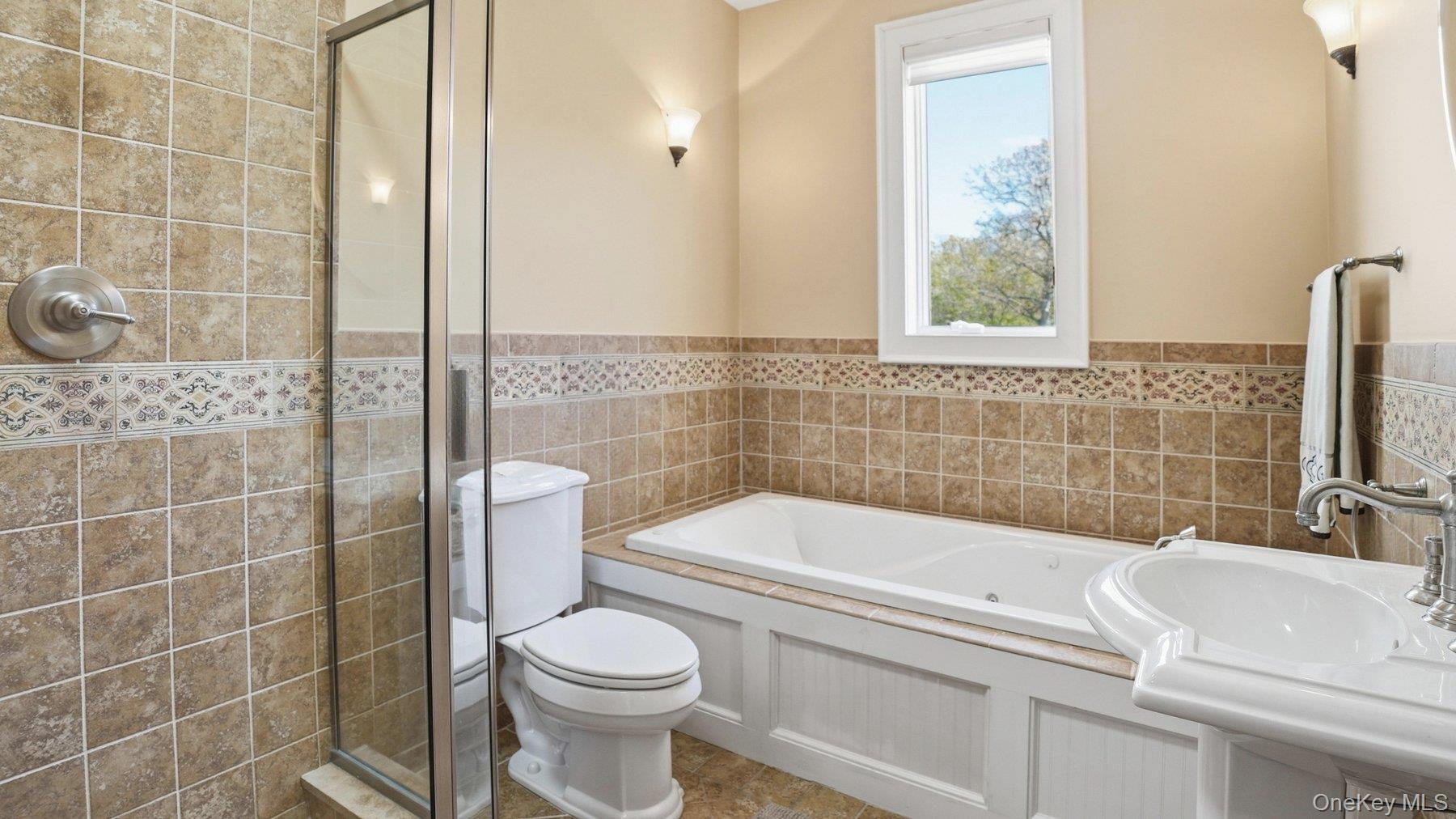3172 Sound Avenue Baiting Hollow, NY 11901 - Photo 33 of 50