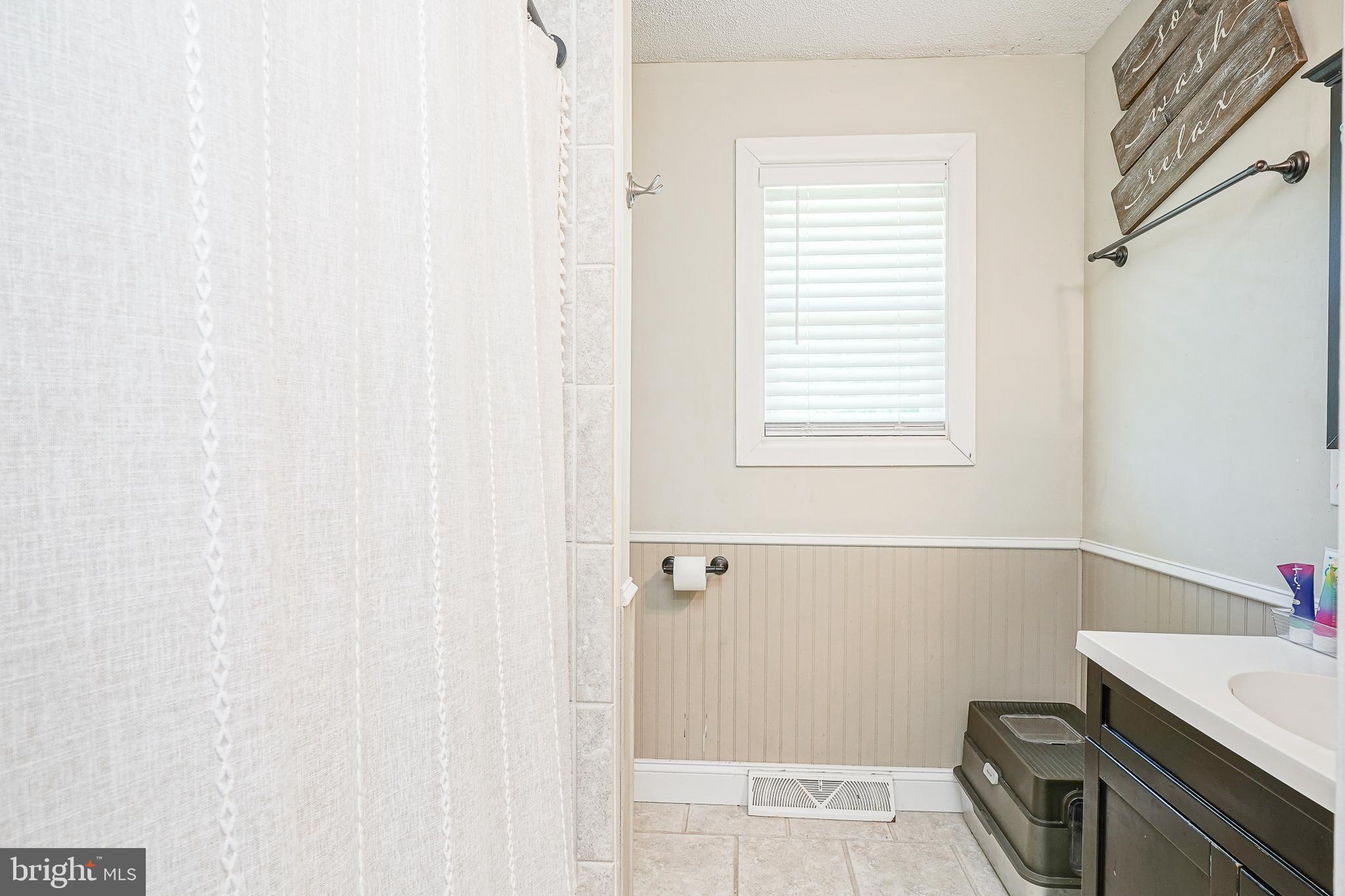 377 North Tuckahoe Road Williamstown, NJ 08094 - Photo 26 of 40