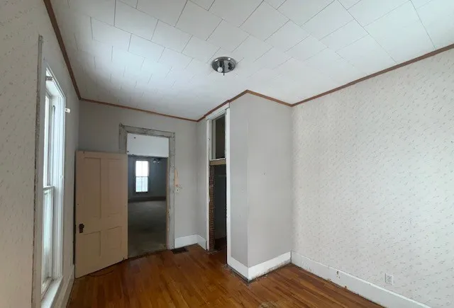 $30,000 | 305 West Main Street, Oakland, IL 61943