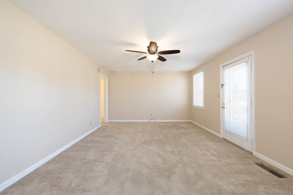 2254 South Lumpkin Road Columbus, GA 31903 - Photo 5 of 16 Gallery Image 5