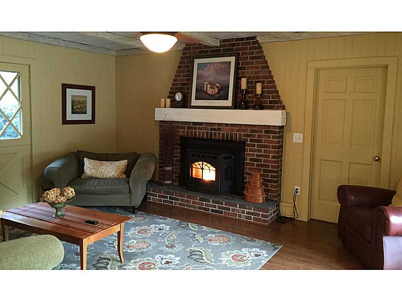 33 Skunk Hill Road Hopkinton, RI 02832 - Photo 11 of 25 Den/Family/Great Room.