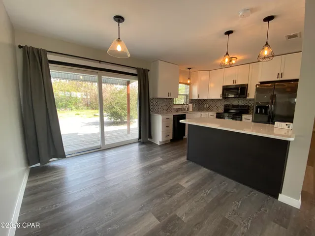 $1,800 | 1606 Clay Avenue, Panama City, FL 32405