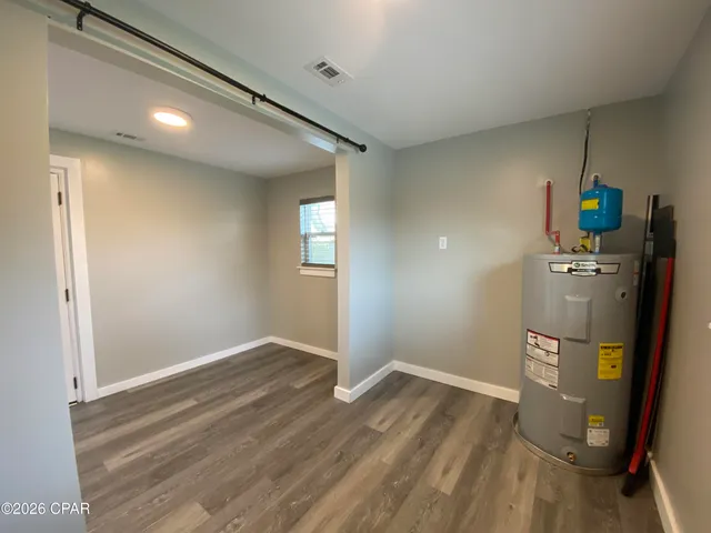 $1,800 | 1606 Clay Avenue, Panama City, FL 32405