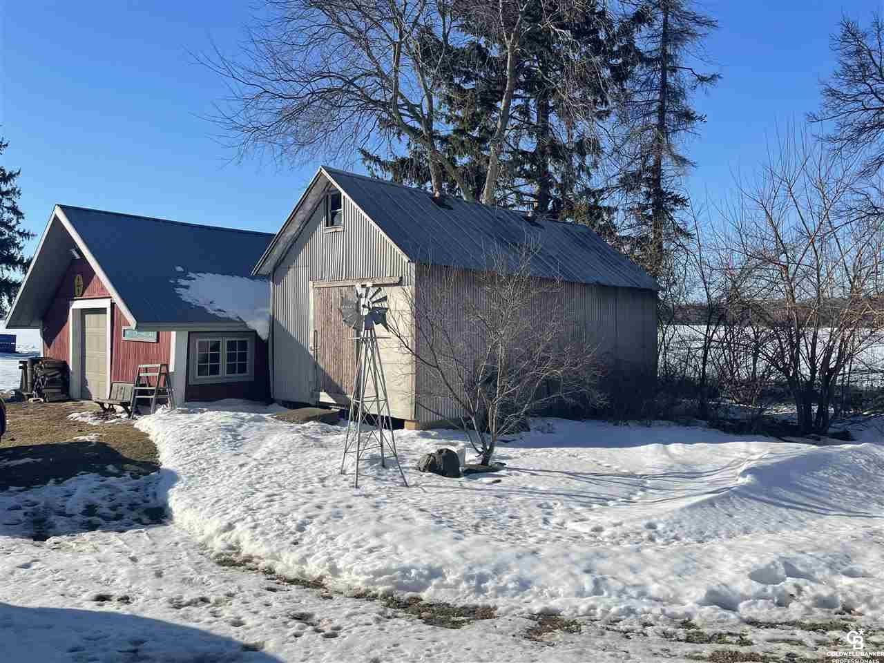 4547 North Ridge Road Chesaning, MI 48616 - Photo 4 of 25