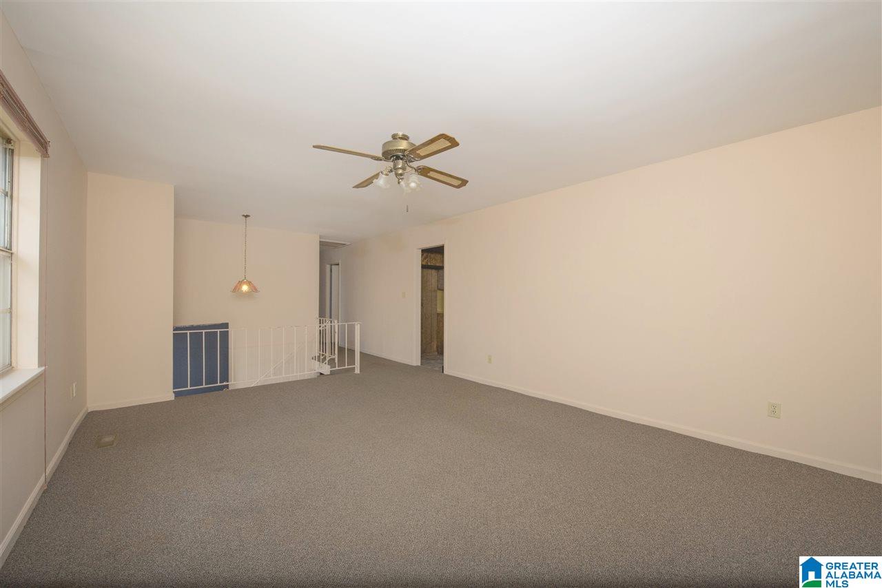 2725 7th Place Northeast Birmingham, AL 35215 - Photo 3 of 16