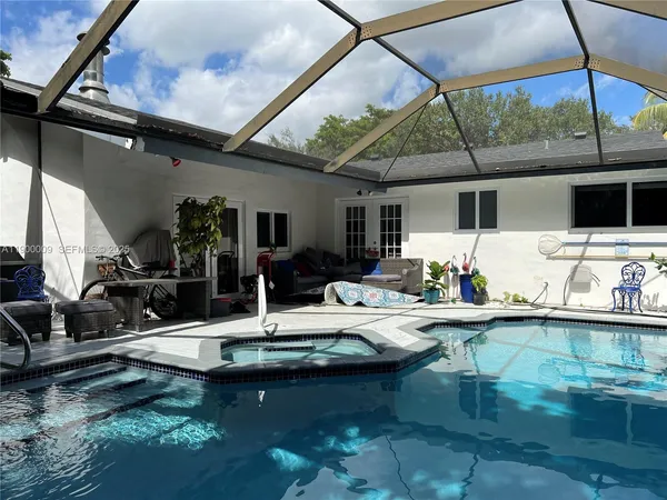 $3,800 | 10220 Southwest 160th Street, Unit 10220, Miami, FL 33157