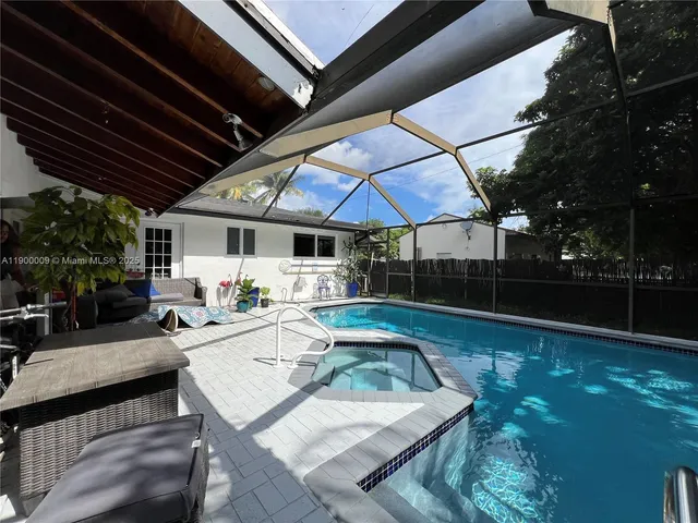 $3,800 | 10220 Southwest 160th Street, Unit 10220, Miami, FL 33157