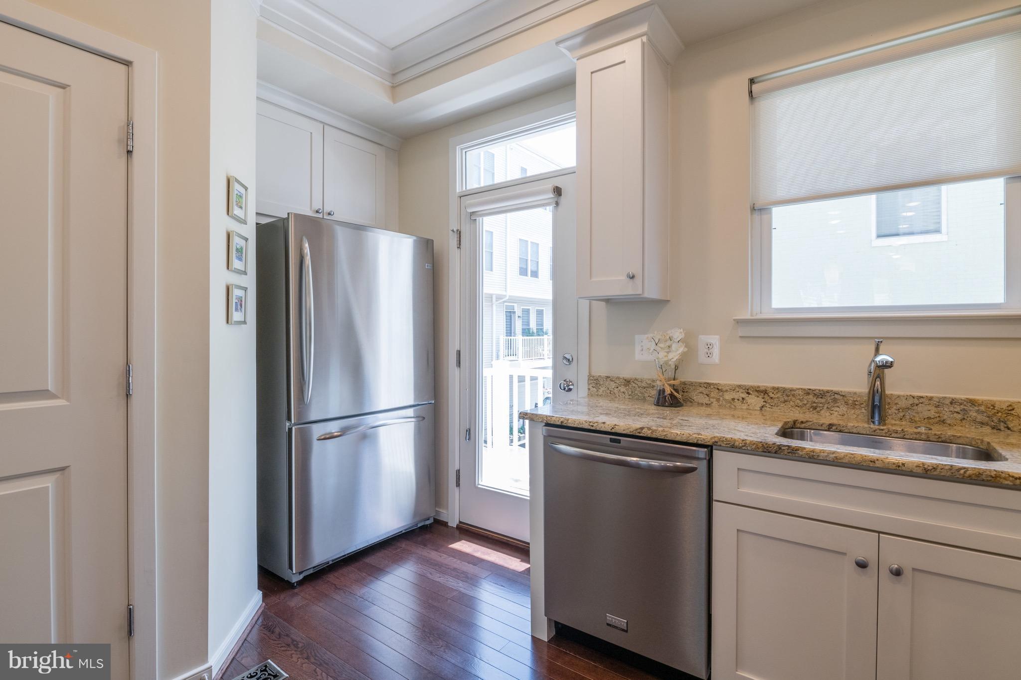 331 K Street Southeast Washington, DC 20003 - Photo 9 of 30 Kitchen