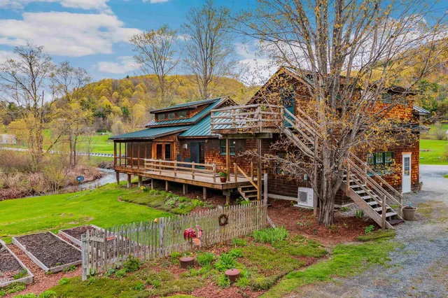 $846,000 | 49 Highway 12, Pomfret, VT 05091