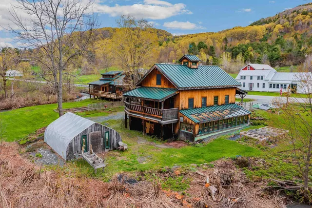$846,000 | 49 Highway 12, Pomfret, VT 05091