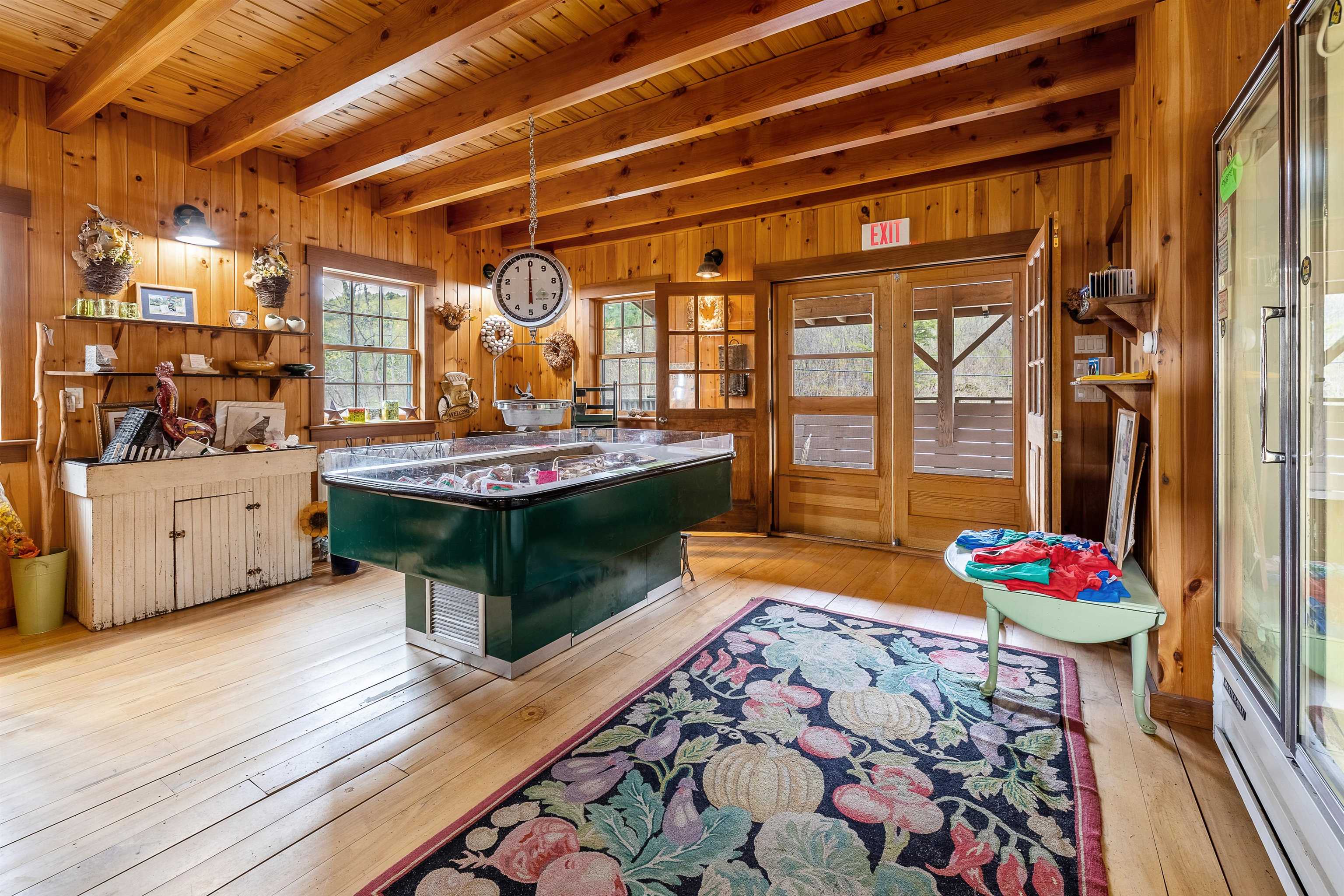 49 Highway 12 Pomfret, VT 05091 - Photo 34 of 36