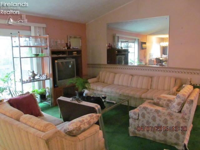 2911 Huron Avery Road Huron, OH 44839 - Photo 5 of 9 Gallery Image 5