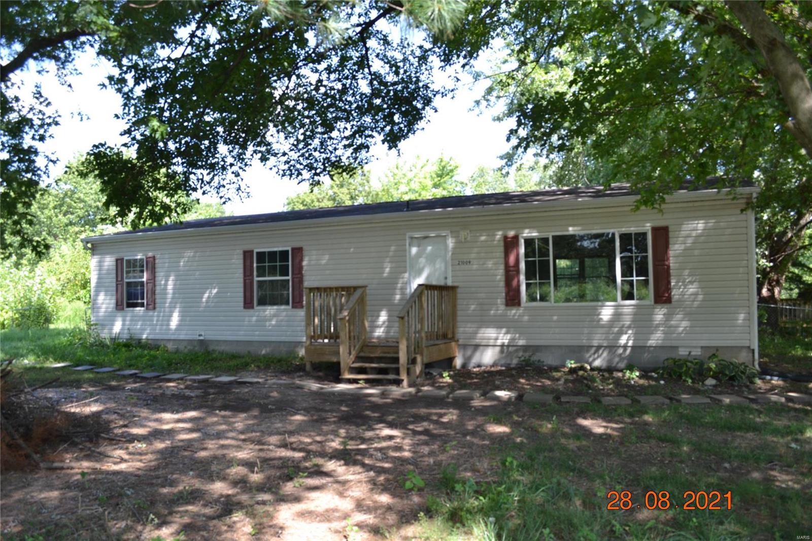 21009 Walcott Road Carlyle, IL 62231 - Photo 1 of 20