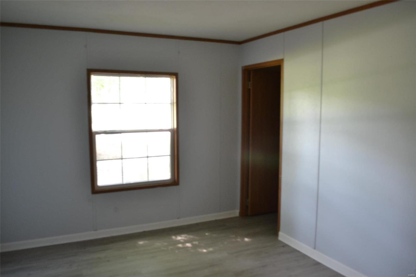21009 Walcott Road Carlyle, IL 62231 - Photo 15 of 20