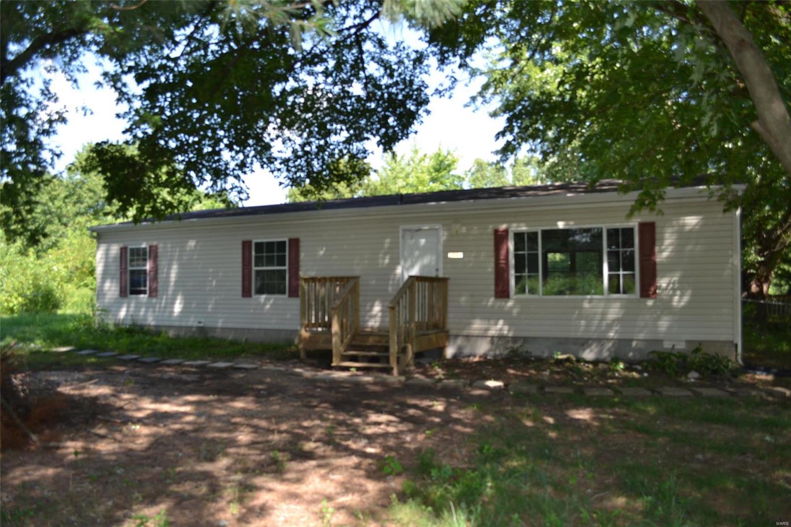21009 Walcott Road Carlyle, IL 62231 - Photo 3 of 20