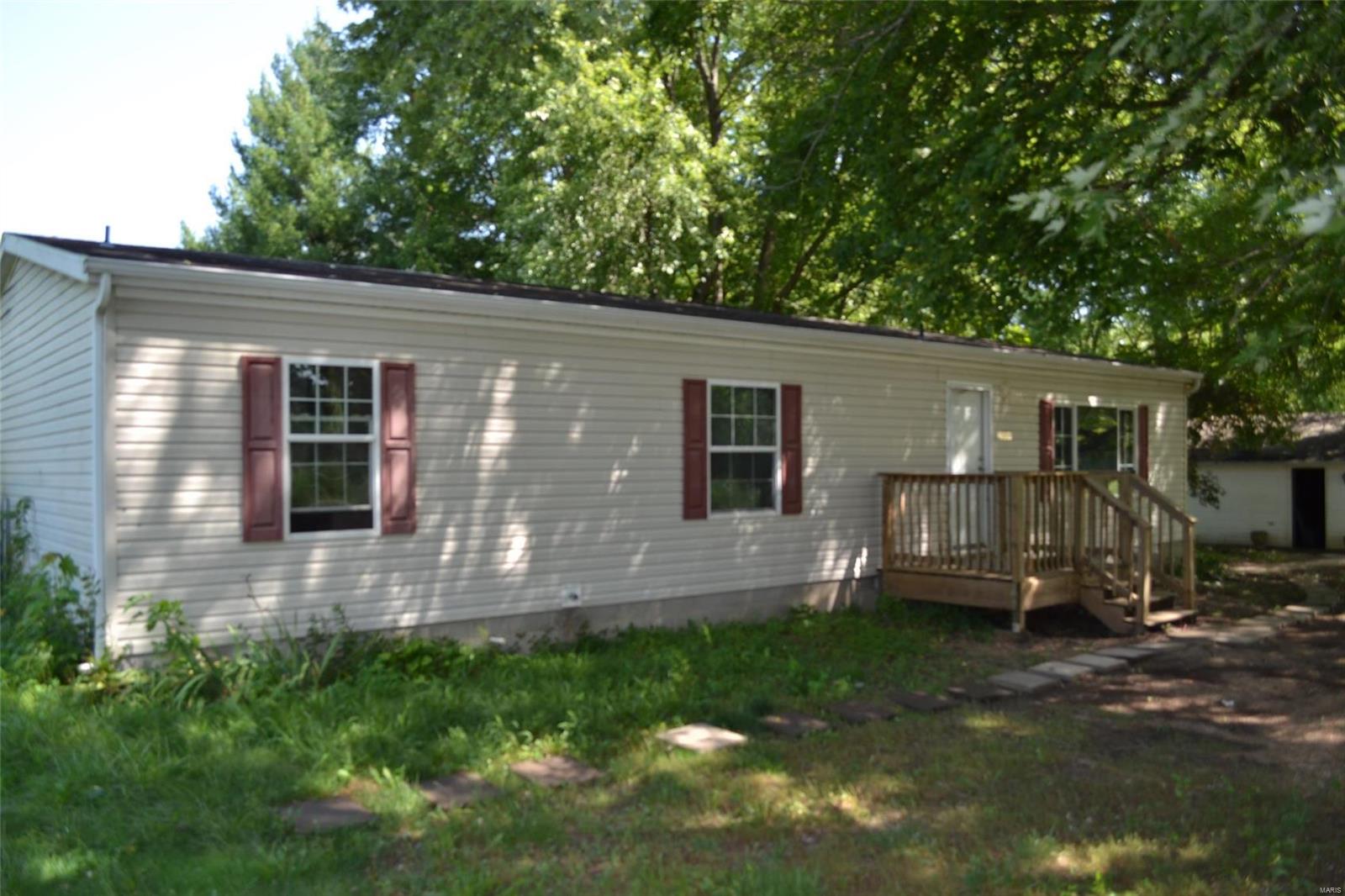 21009 Walcott Road Carlyle, IL 62231 - Photo 8 of 20