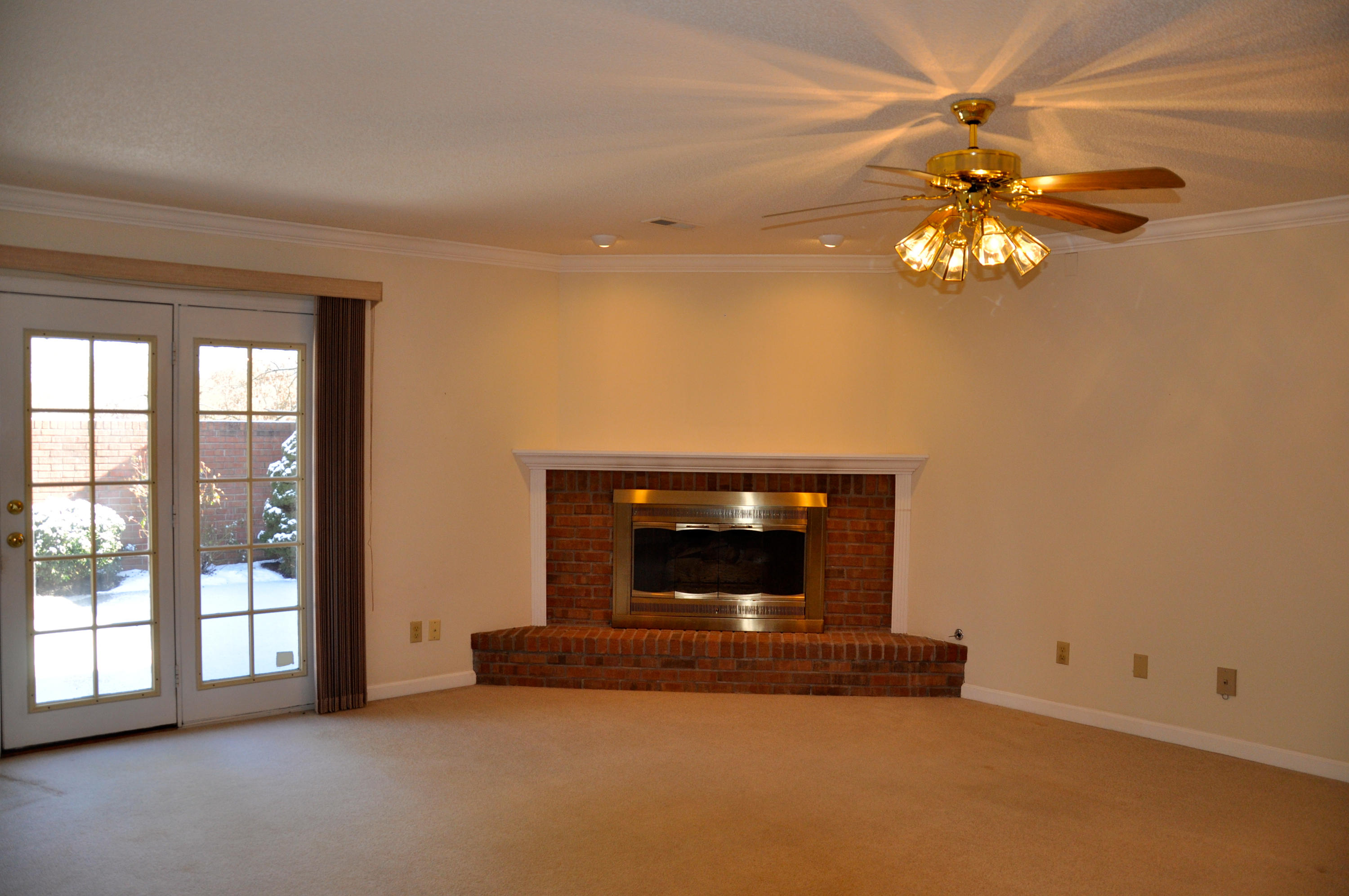 3116 Cunningham Road, Unit B5 Knoxville, TN 37918 - Photo 17 of 20 cozy gas fireplace