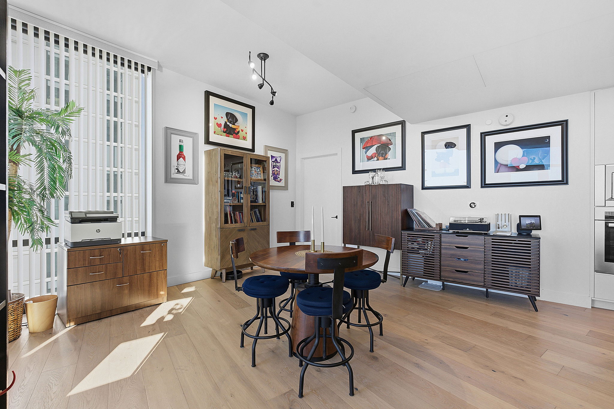 70 Rainey Street, Unit 1908 Austin, TX 78701 - Photo 11 of 40