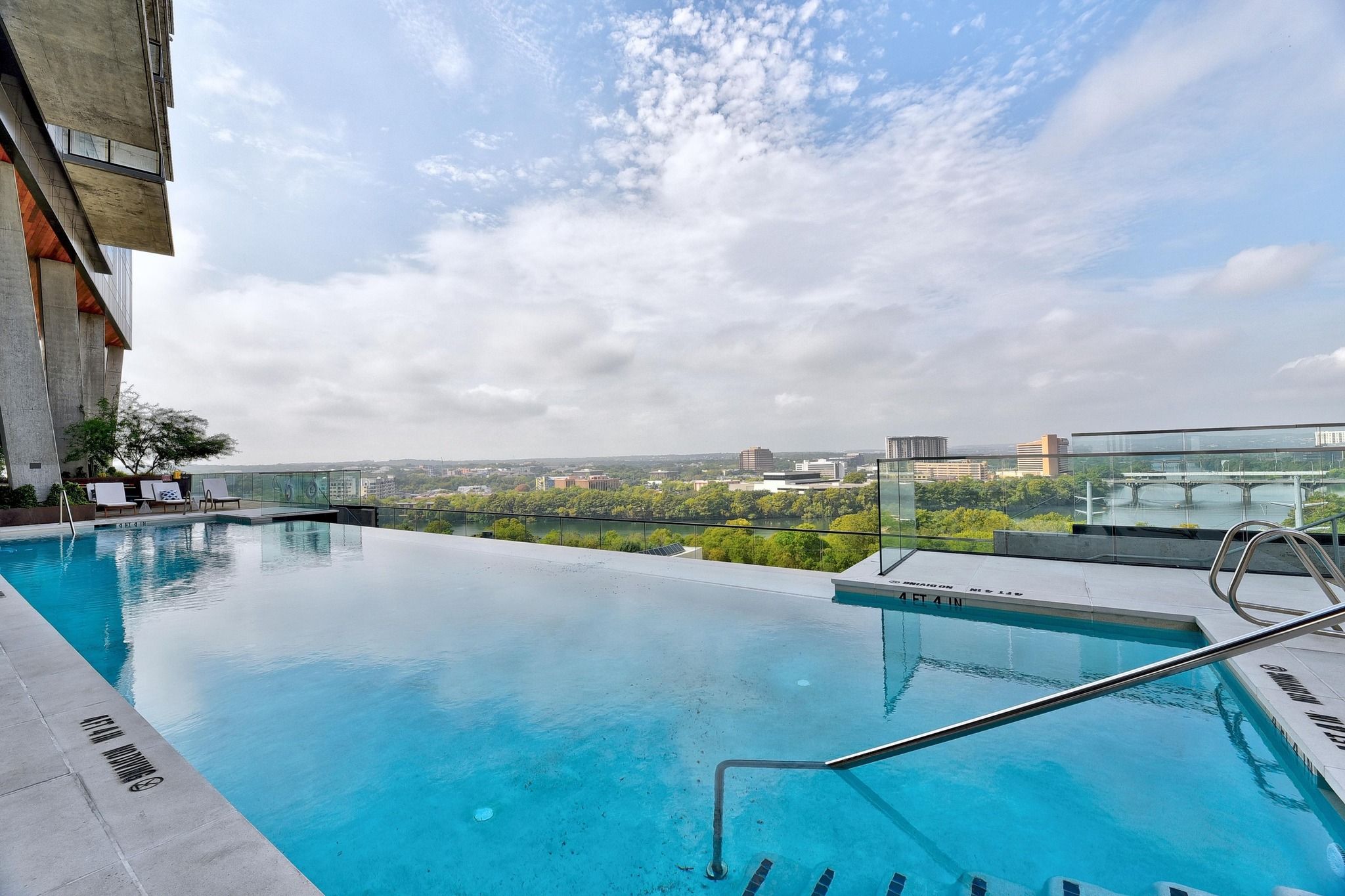 70 Rainey Street, Unit 1908 Austin, TX 78701 - Photo 34 of 40