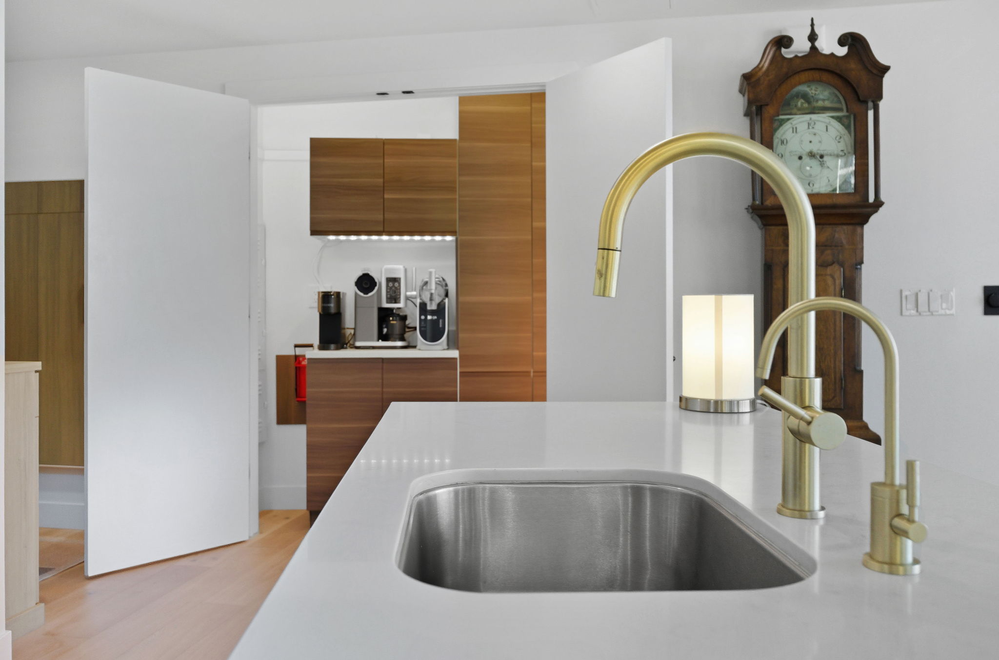 70 Rainey Street, Unit 1908 Austin, TX 78701 - Photo 8 of 40