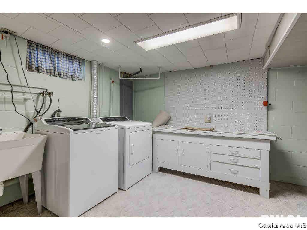 1103 Ruth Place Pawnee, IL 62558 - Photo 26 of 34 Gallery Image 26