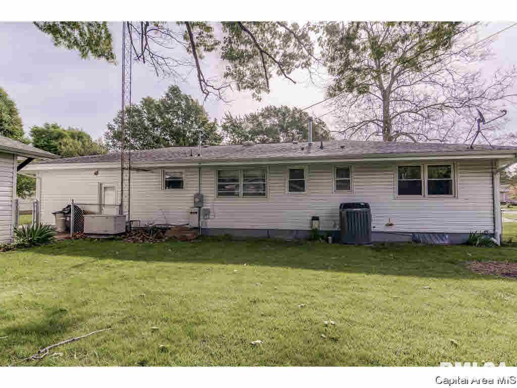 1103 Ruth Place Pawnee, IL 62558 - Photo 34 of 34 Gallery Image 34