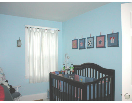 110 Warwick Road Melrose, MA 02176 - Photo 17 of 22 Gallery Image 17