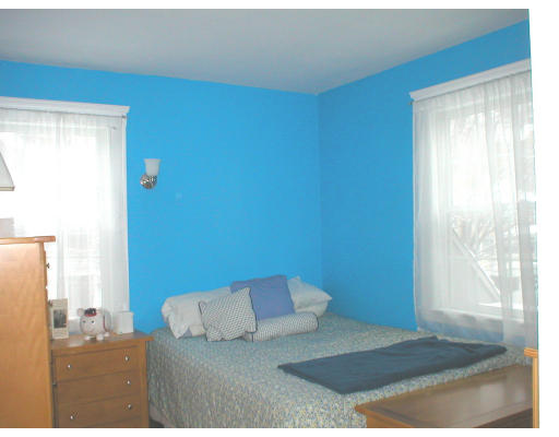 110 Warwick Road Melrose, MA 02176 - Photo 19 of 22 Gallery Image 19