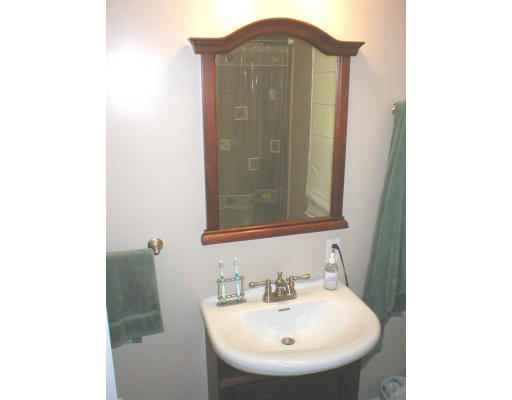 110 Warwick Road Melrose, MA 02176 - Photo 20 of 22 Gallery Image 20