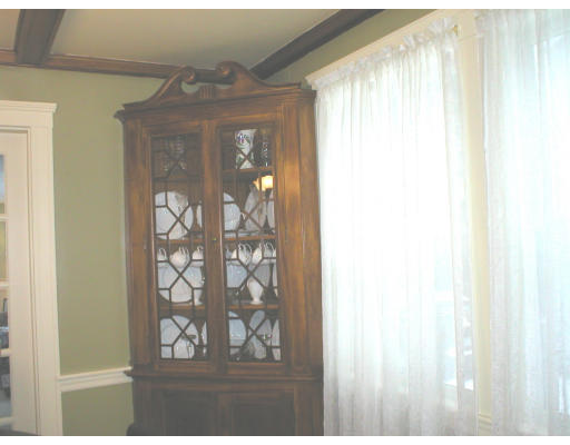 110 Warwick Road Melrose, MA 02176 - Photo 9 of 22 Gallery Image 9